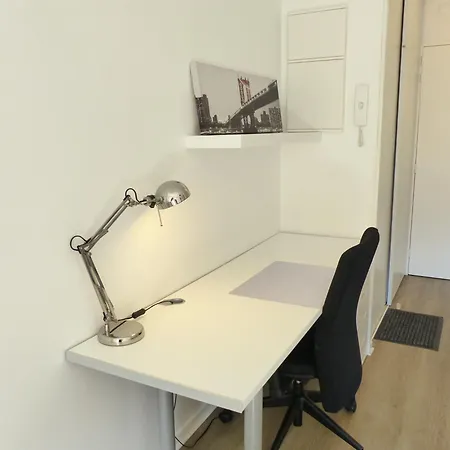 St Clement Centre-ville Avec Parking Apartment *